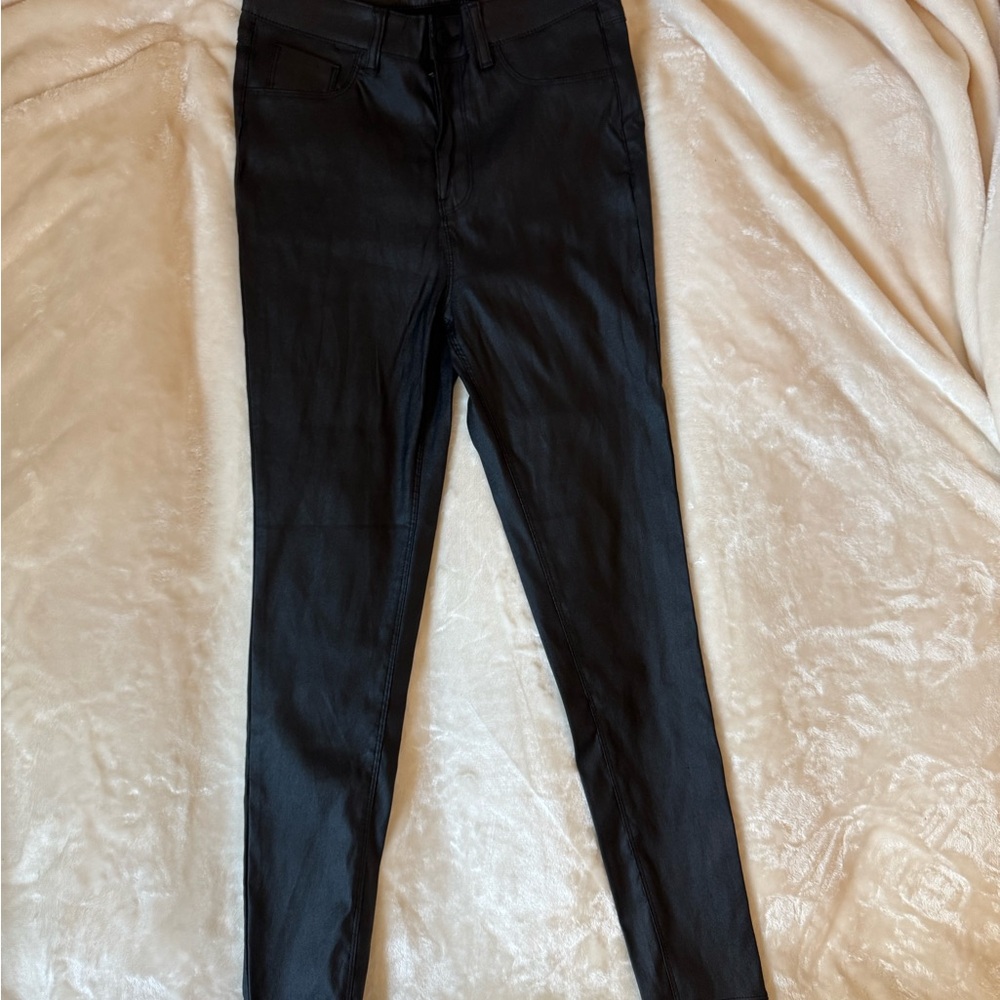 PRIMARK Black High-Waisted Pants